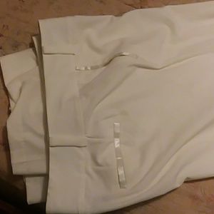 LANE BRYANT WHITE WIDE LEG PANT 28W
